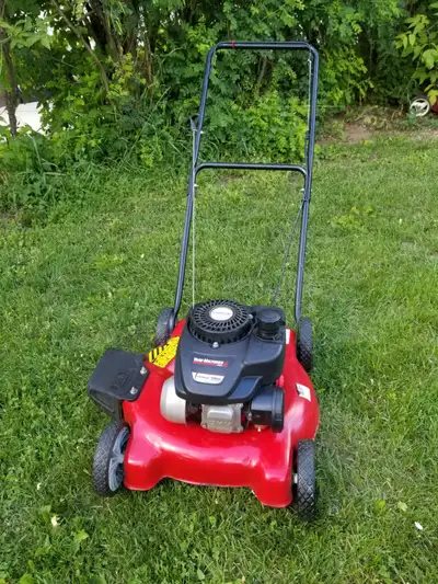 140 cc Yar Machine , easy start , serviced. Please email for Viewing , Thanks for Looking