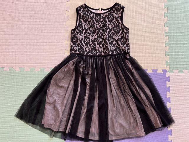5 Girl party dresses (sizes: 6-12 years) and party shoes in Kids & Youth in Markham / York Region - Image 3
