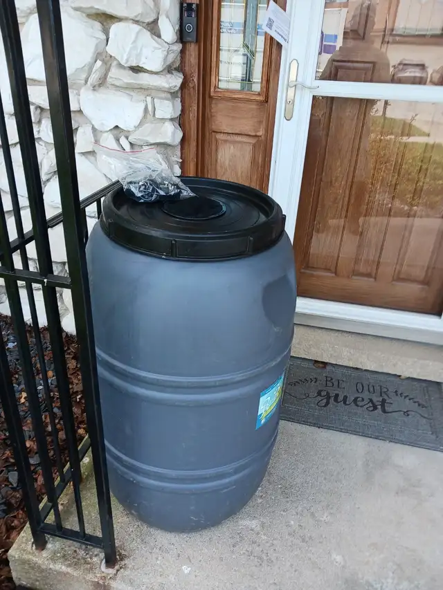 Collingwood, ON:  Repurposed Rain Catcher Barrel in Outdoor Tools & Storage in Owen Sound - Image 4