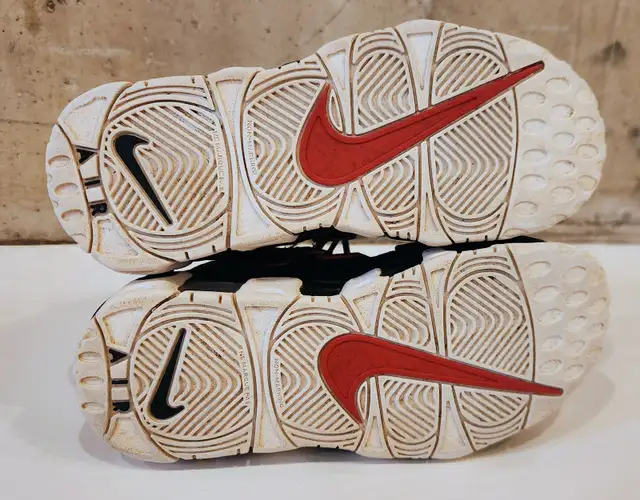 Nike Air More Uptempo – Size 2Y – $30 in Kids & Youth in Kingston - Image 5
