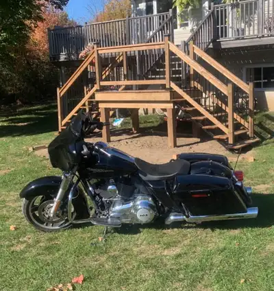 New HD Dunlop tires and new HD brakes front and rear. Fully serviced and gone over. Works GREAT. Wil...