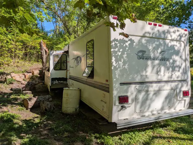 Travelaire Trailer in Travel Trailers & Campers in Grand Bend - Image 4