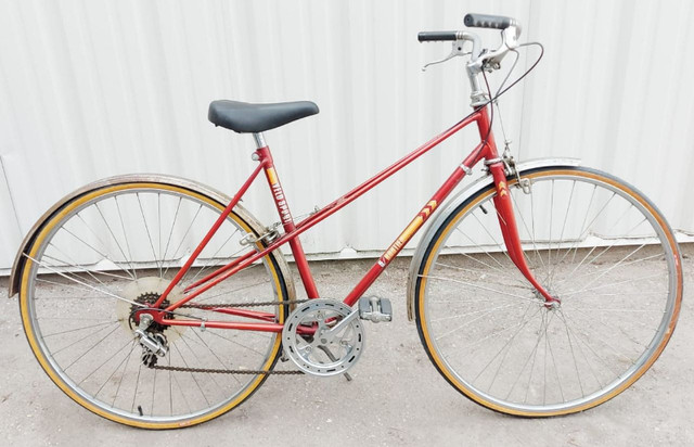 VINTAGE VELO SPORT 5/ROUTTER 5-SPEED HYBRID COMFORT/CRUISER dans Randonnée, ville et hybrides  à London