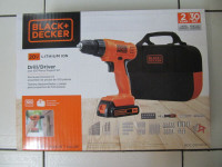 Black & Decker 20v Lithium Ion Drill/Driver & 100pc Accessories