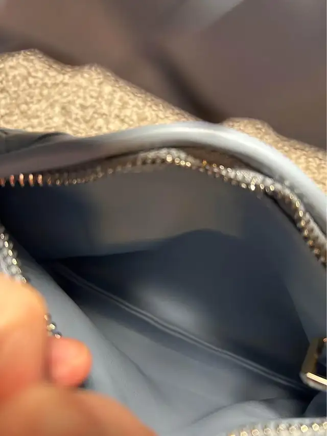 Women's Hobo Handbags in Women's - Bags & Wallets in London - Image 4