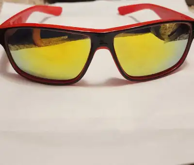 Nike Essential Navigator Sunglasses bin 89, View more