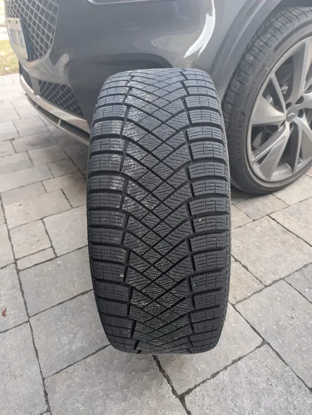 Pirelli Winter Tires on Genuine Genesis Rims 225/50 R17 in Tires & Rims in Markham / York Region - Image 4