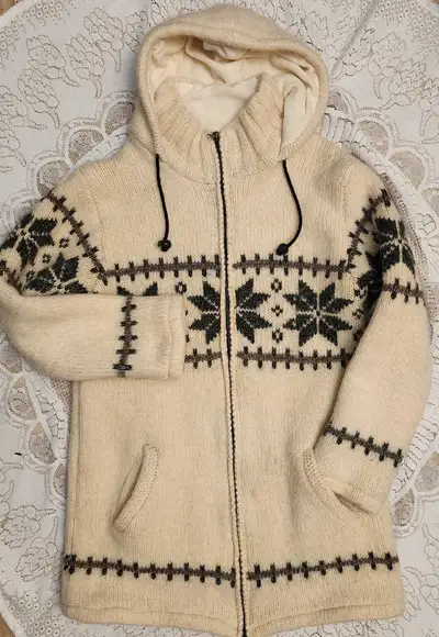 Woman's Wool Jacket, Rocky Mountain Outfitters made Nepal. Small, View more