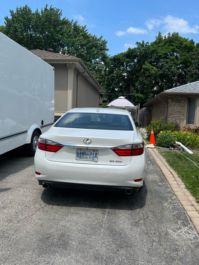 2015 Lexus ES 350 in Cars & Trucks in Mississauga / Peel Region - Image 2