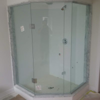 Shower glass brand new with hinges