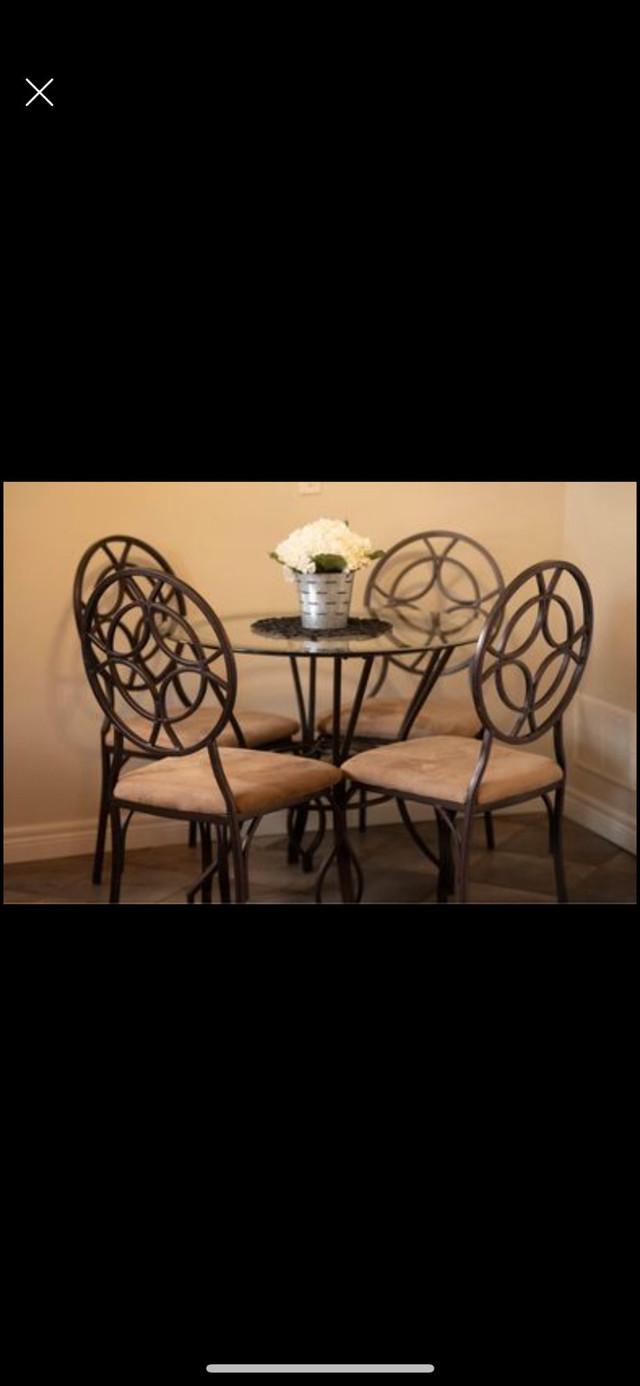 Kitchen Set in Dining Tables & Sets in Mississauga / Peel Region