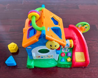 ***FISHER-PRICE*** PLAYHOUSE BABY TOY