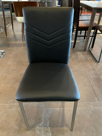 NEW BLACK DINING CHAIR