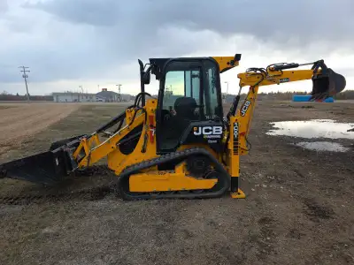 Next to new, 45hrs. Bought for a project that is now complete. Comes with 2 years of bumper to bumpe...