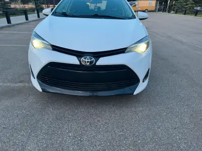 2019 Toyota Corolla LE – Only 109,000 KM – $16,500 Located in North Edmonton – 129 Ave & 120 Street...