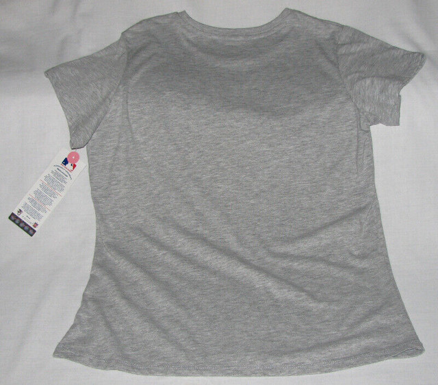 Ladies Baseball Toronto Blue Jays Short-Sleeve T-Shirt Sz L NEW in Arts & Collectibles in Saint John - Image 4