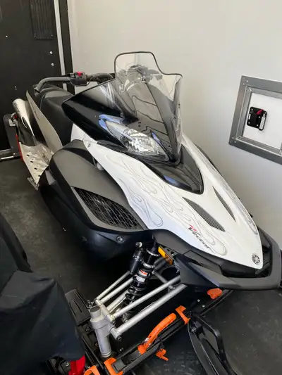Excellent condition and fully serviced. Low klm. Great trail sled. Has reverse. 2 nd. owner. Always...