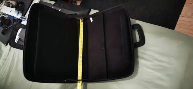 Laptop case in Laptop Accessories in Kitchener / Waterloo - Image 3