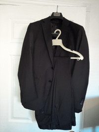 Men's black 3 piece suit - size 36S30