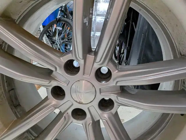245/45/R19 Tesla Model S OEM rims and Nokian Winter Tires in Tires & Rims in Kitchener / Waterloo - Image 3
