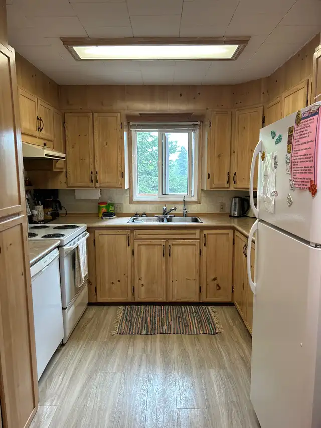 Waterfront Cottage - Lee River in Manitoba in Canada - Image 7