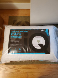 Sleep Smart IQ Queen Sized Pillows 2pk