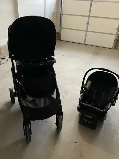 Full travel system Infant car seat with base, manufactured in 2020, manufacturers says they are good...