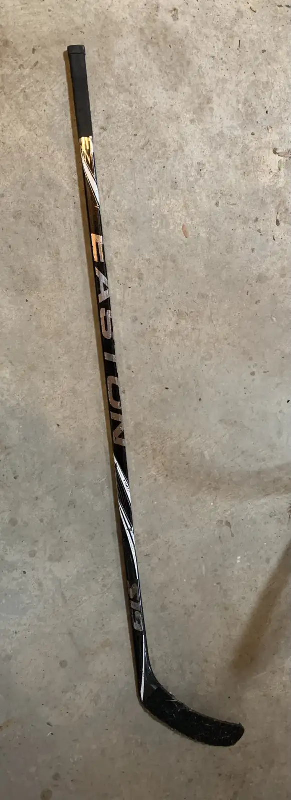 Easton S19 Hockey Stick in Hockey in Mississauga / Peel Region - Image 2