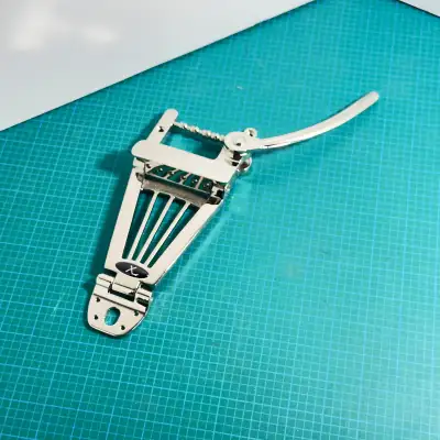 Xtrem Long-Tail Archtop Vibrato for Bass / Guitar, View more