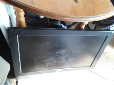 flat screen T.V for sale. no stand
