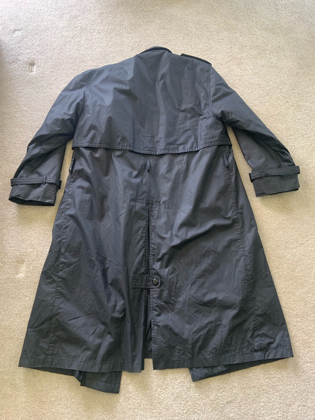 Men’s retro Tip Top Tailor trench coat size M reg in Men's in Winnipeg - Image 3