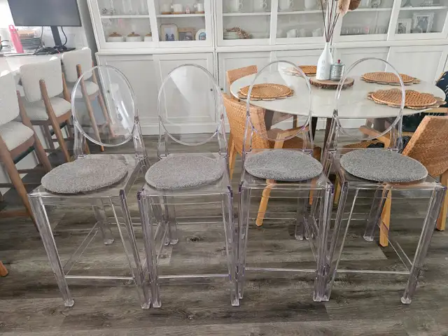 Acrylic counter stools in Chairs & Recliners in Edmonton - Image 2