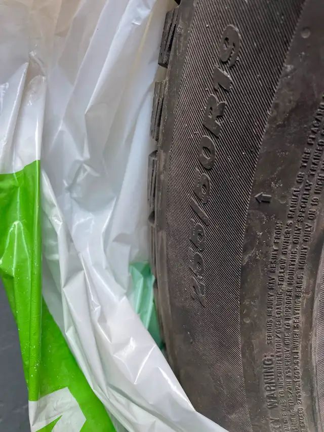 Nexen winguard sport 2  SUV winter tires in Tires & Rims in Mississauga / Peel Region - Image 5