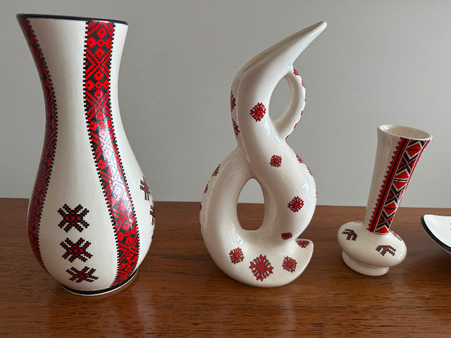 Ukrainian Ceramics - 4 pcs sold as lot. in Home Décor & Accents in St. Catharines - Image 4