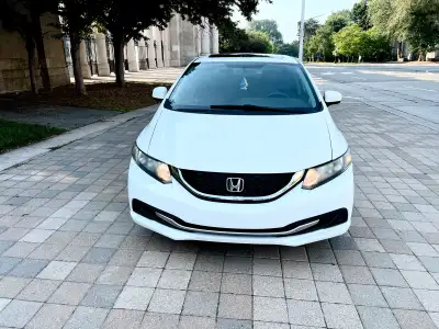 Selling our family car. Upgraded to a bigger vehicle! Car details : 2014 Honda Civic EX 121,500 Km C...