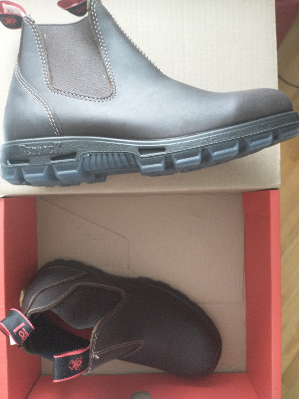 Unisex Boots in Men's Shoes in Kitchener / Waterloo - Image 2