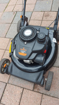 Lawnmower in like new condition