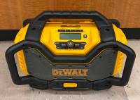 DEWALT 20V MAX Portable Radio & Battery Charger Bluetooth DCR025