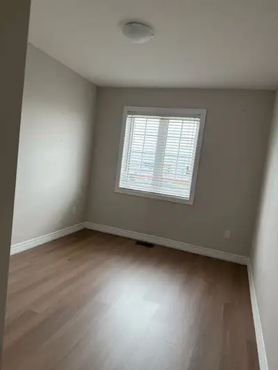 Bedroom for rent