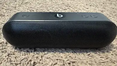 Beats Pill Plus, View more