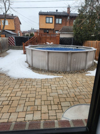 18' Round Above-Ground Pool and Deck