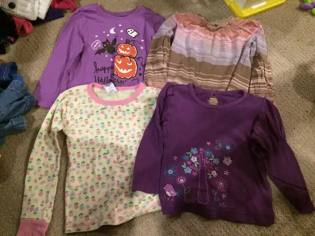 Girls clothing size 24m 2T in Clothing - 2T in Kitchener / Waterloo - Image 3