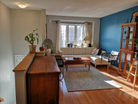 2 Bed + Den Townhouse in Central Park/Experimental Farm