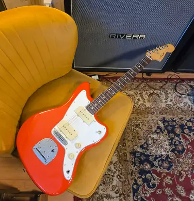 Like new. Super resonant and amazing weight. Cash sale only. No trades. I have a custom mint pickgua...