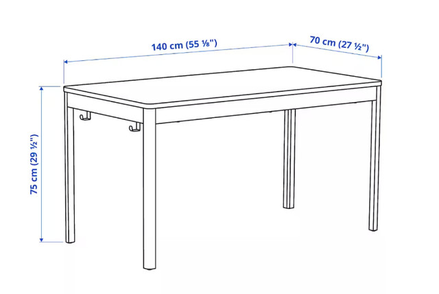 Table IKEA IDÅSEN Table, black/dark gray, noir, gris dans Autres tables  à Ouest de l’Île - Image 2