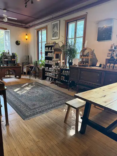 A beautiful and unique location to see clients, teach classes, hold intimate gatherings. This is a s...