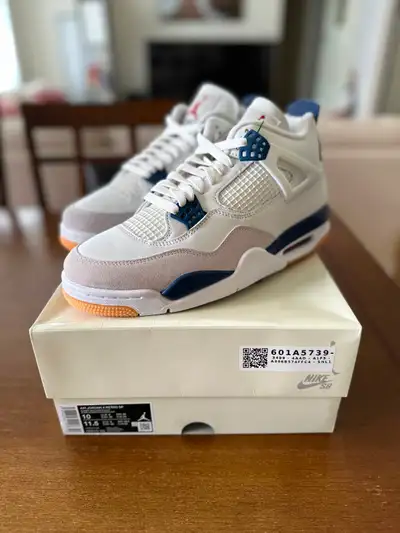Jordan 4 sb navy, View more