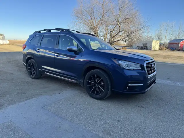 2019 Subaru Ascent AWD in Cars & Trucks in Regina - Image 3