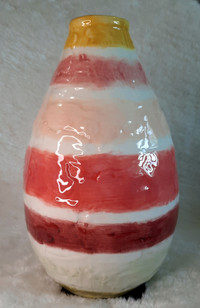 Art Pottery FLAVIA for Silvestri 10"H Ceramic Vase.