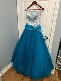 Alyce Paris Designs Prom Dress (Size 2)